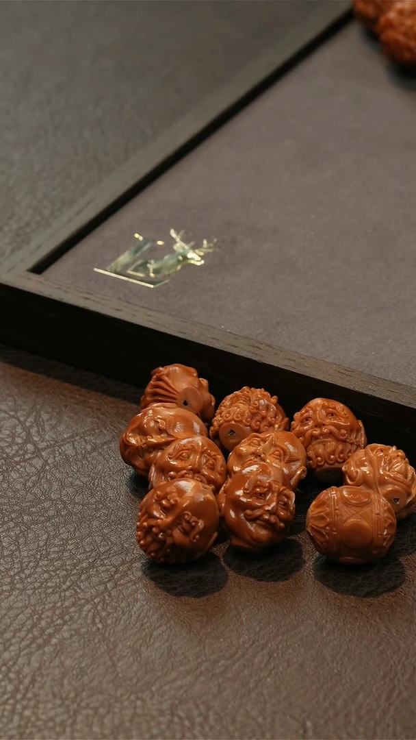 橄榄核吊坠王洁十八罗汉