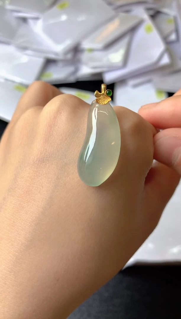 吊坠(不含链)18K金镶嵌翡翠S****n吊坠