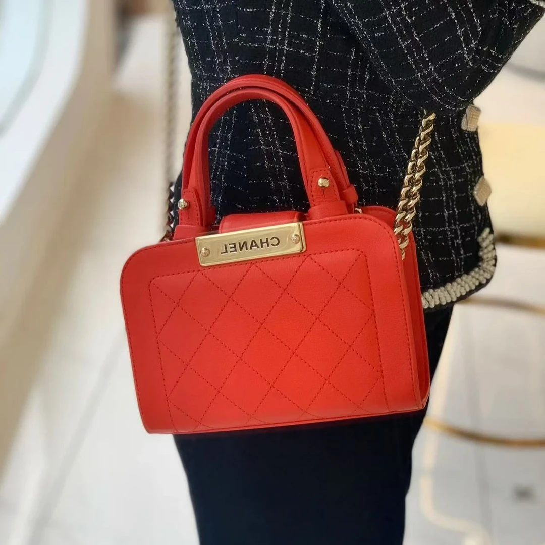 全新未使用 Chanel/香奈儿 【国现】女士经典盒子链条斜挎包