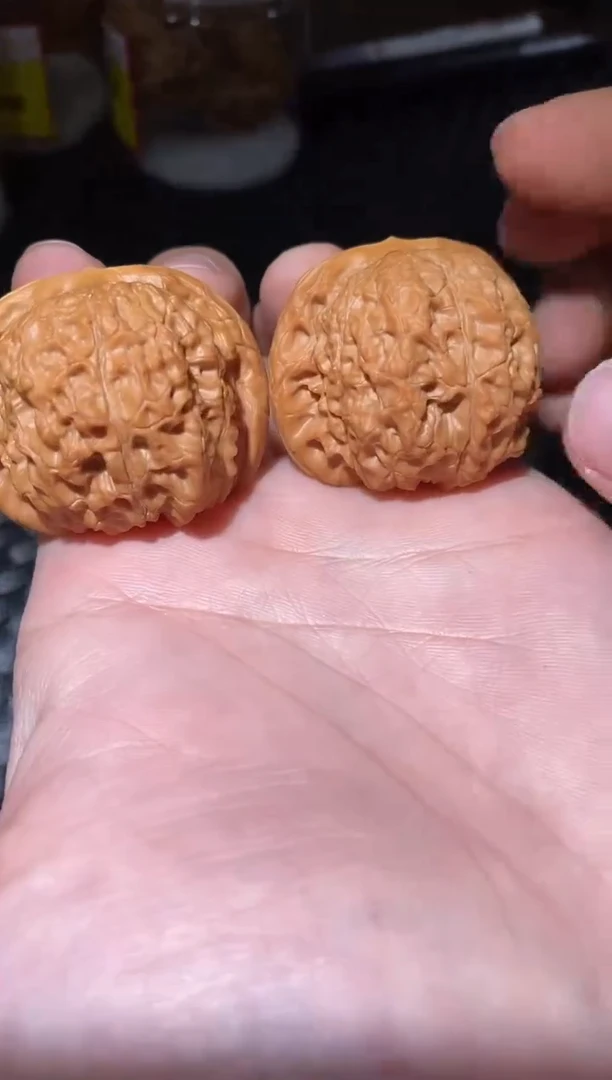 把件文玩核桃微修血麒麟42