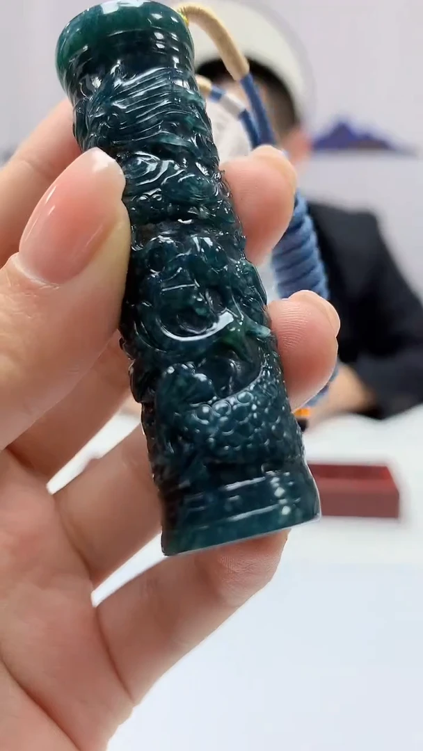 【闪购商品】定制翡翠未镶嵌4812ms-毛货162龙柱