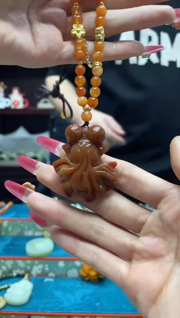 未镶嵌岫玉吊坠·