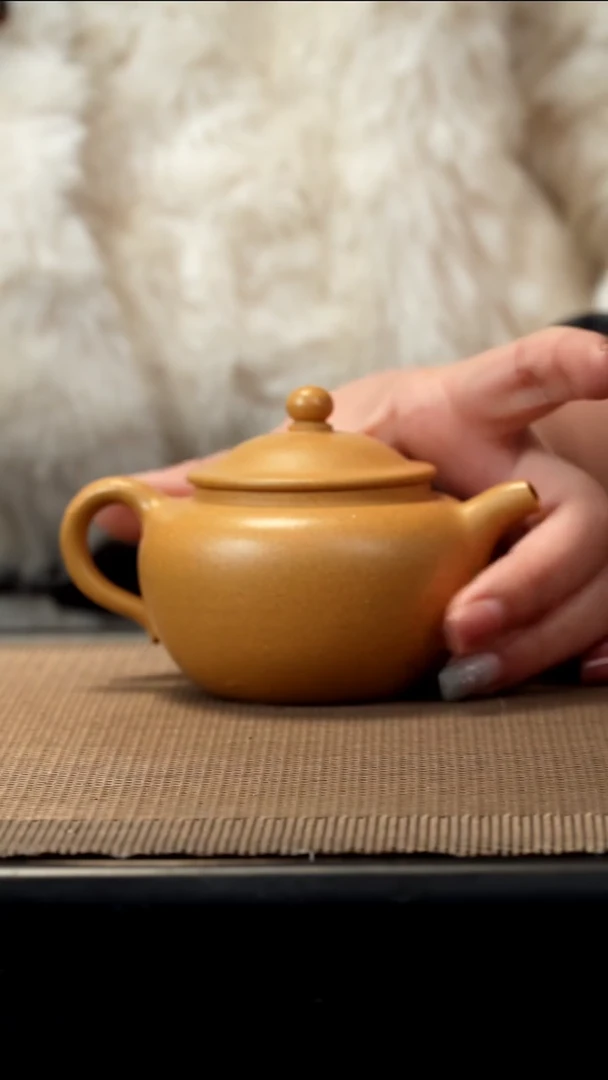 紫砂茶盏黄金段莲子160CC