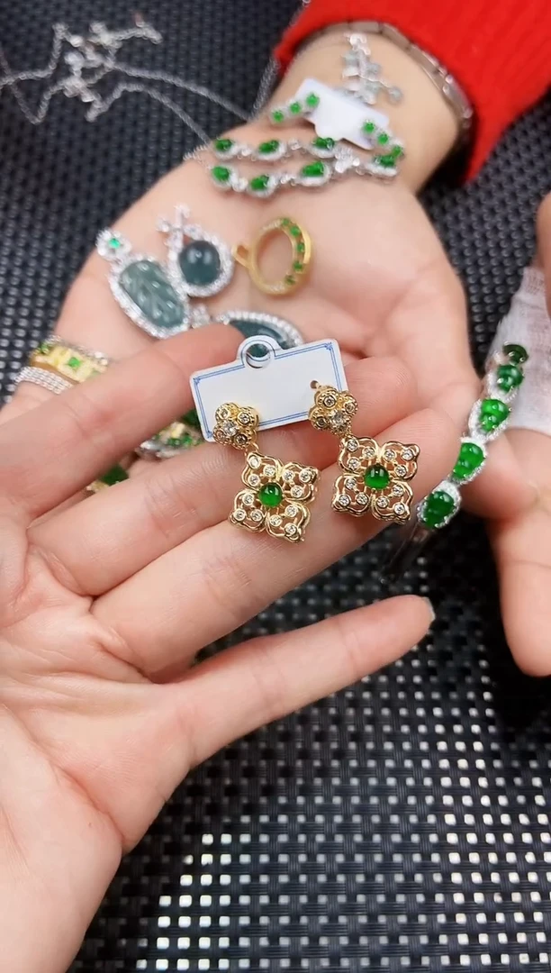 【闪购商品】翡翠耳饰未镶嵌111111111