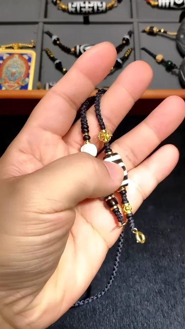 【闪购商品】柏香籽/百香籽吊坠项链