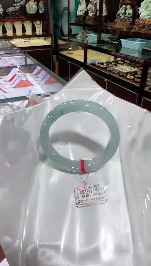 翡翠手镯未镶嵌翡翠 手镯 未镶嵌