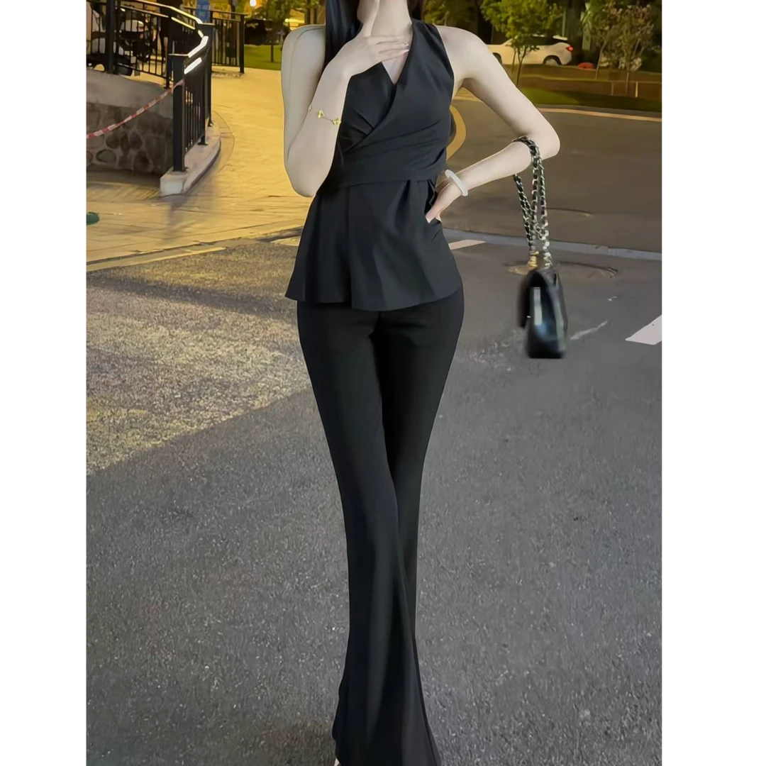 夏季黑色温柔气质挂脖露背收腰系带v领无袖上衣百搭微喇显瘦长裤
