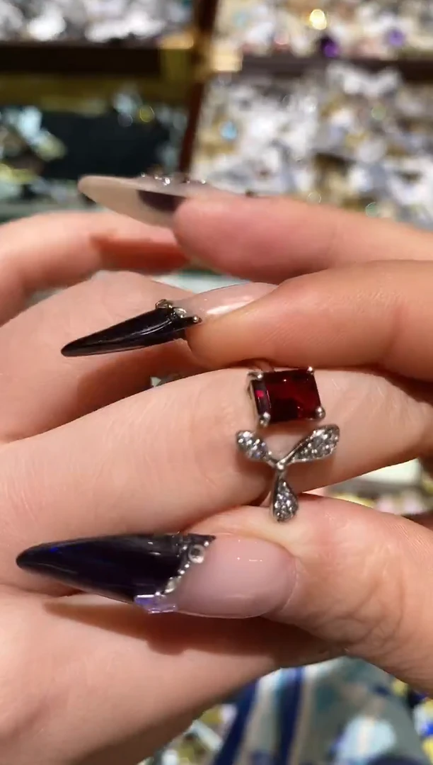 纯铜合金琉璃楚楚珠宝中古甄选不退换