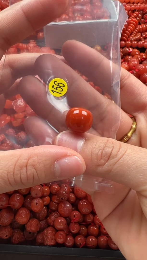 【闪购商品】南红玛瑙颈饰未镶嵌1