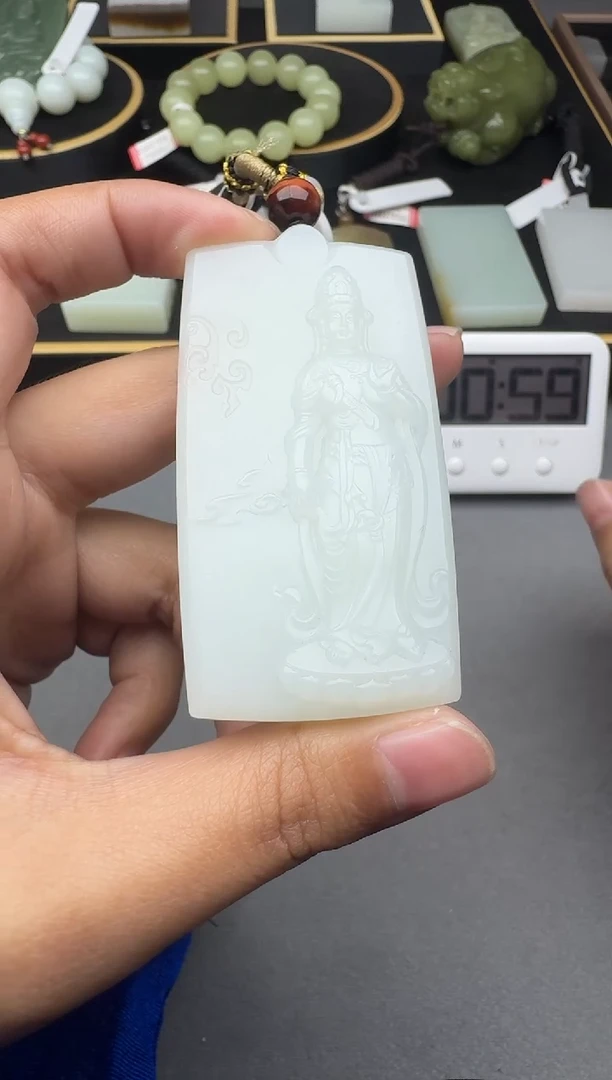 颈饰未镶嵌和田玉1