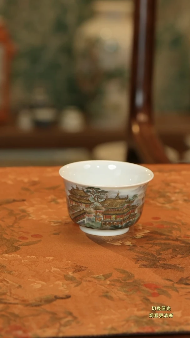 手绘粉彩梁园盛景主人杯