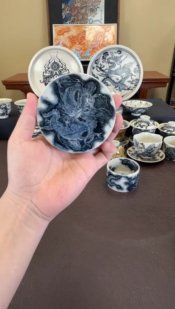 二号釉水墨三龙盖置