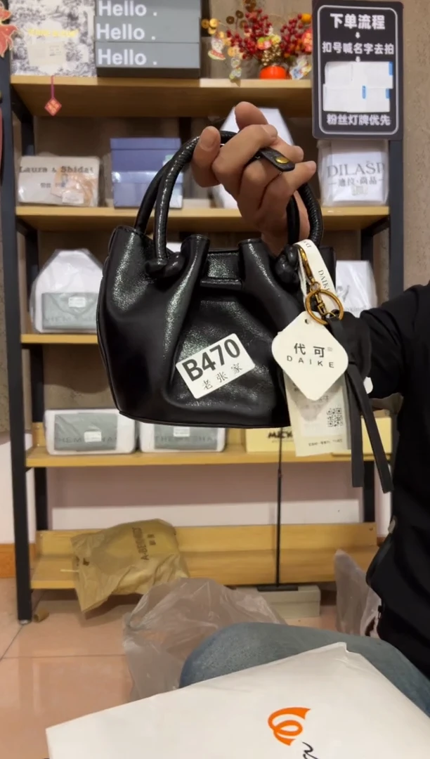 小牛剖层皮革老张家女包470