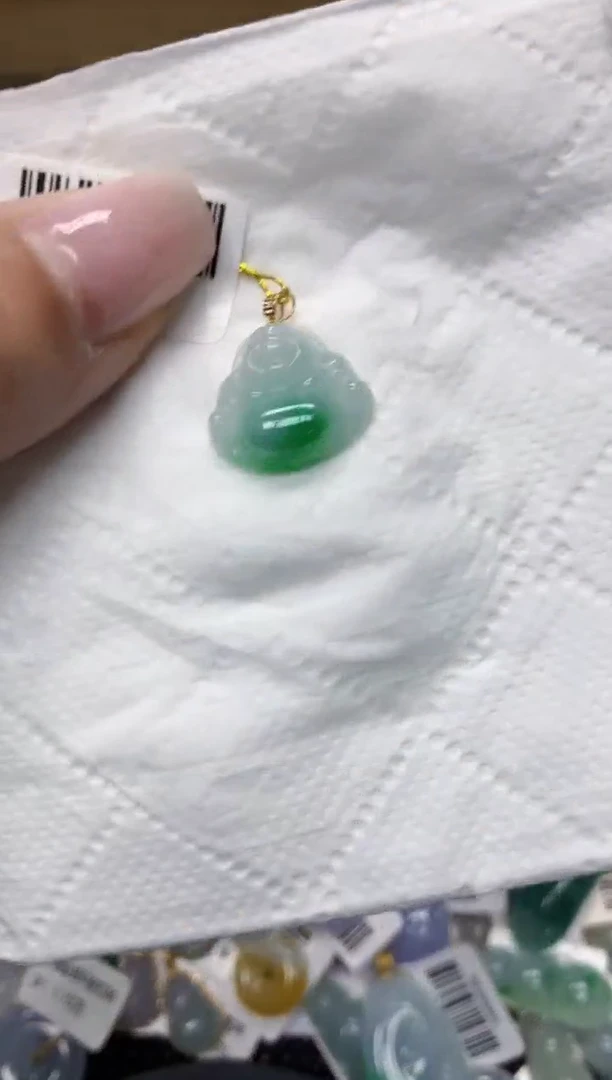 颈饰18K金镶嵌翡翠1111
