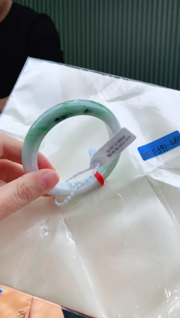 未镶嵌手镯翡翠58