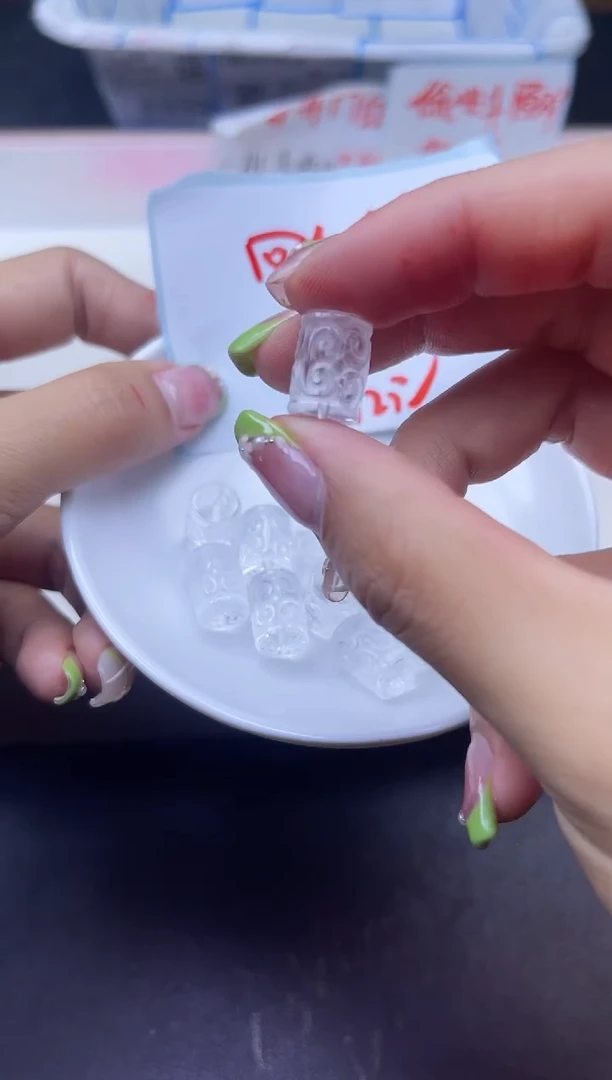 【闪购商品】水晶配件未镶嵌白水晶回纹柱Y2067 一个