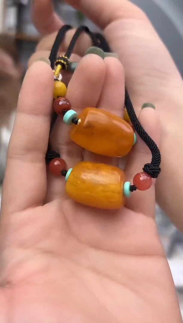 未镶嵌蜜蜡裸石蜜蜡吊坠多样性发一条