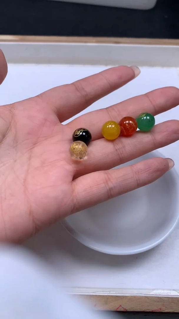 未镶嵌散珠玛瑙/玉髓A949 五路财神10mm一套（5个）8元