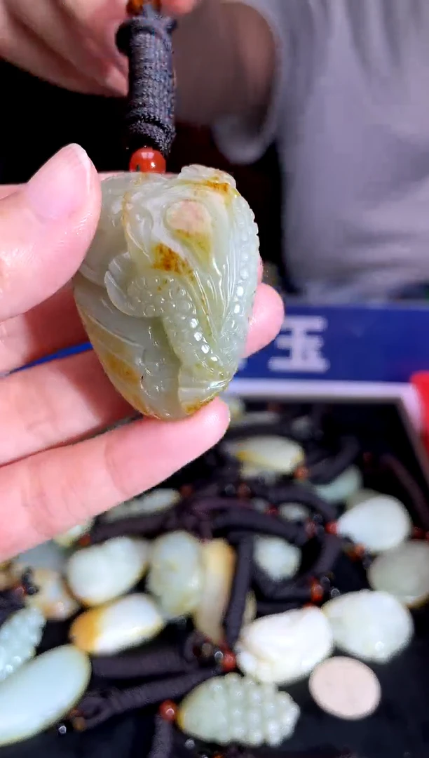 和田玉未镶嵌挂件1