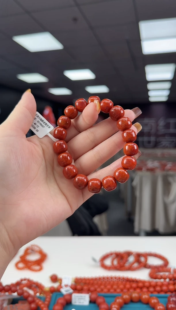 未镶嵌珠串南红玛瑙12mm/多样发其一/5137001780