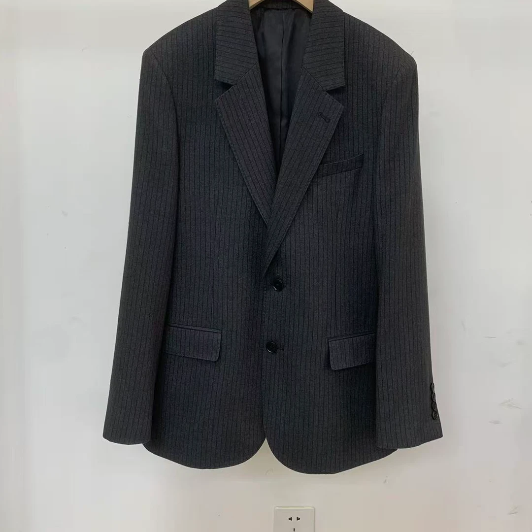 丽姐服饰—PL-（1013）SAI25年新款女士单排扣条纹休闲西服