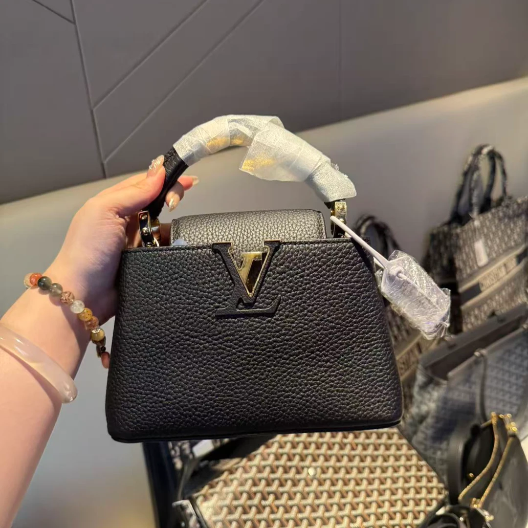 99新 LouisVuitton/路易威登 CAPUCINESmini黑色/亲妈寄卖/027345