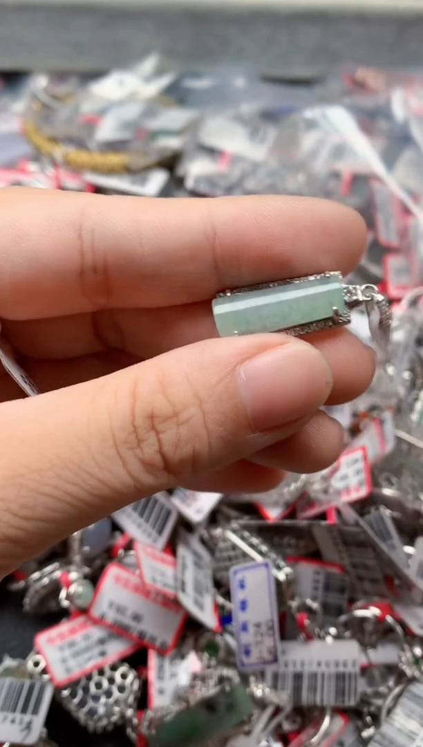 银S925镶嵌戒指翡翠天然A货缅甸翡翠