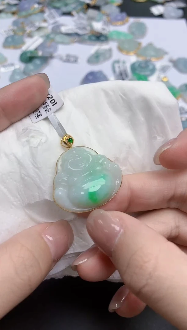 【闪购商品】翡翠颈饰18K金镶嵌天然缅甸翡翠A货