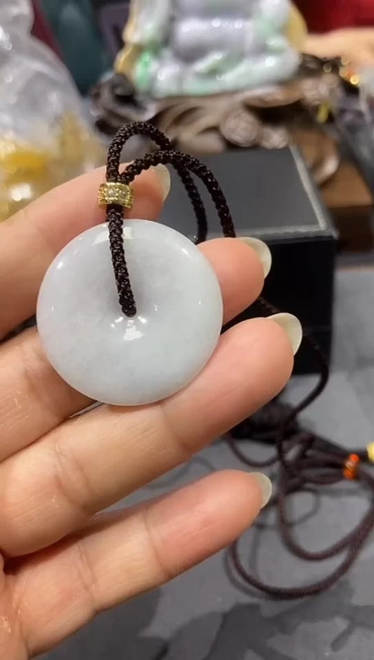 翡翠未镶嵌颈饰乐*吊坠