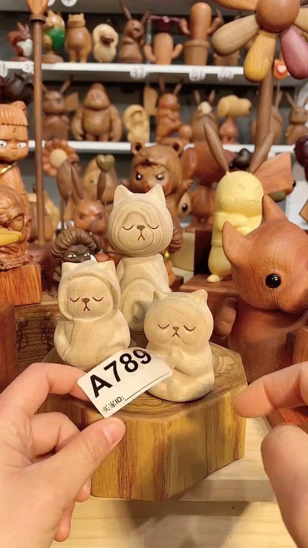 【闪购商品】木木雕摆件可爱卡通