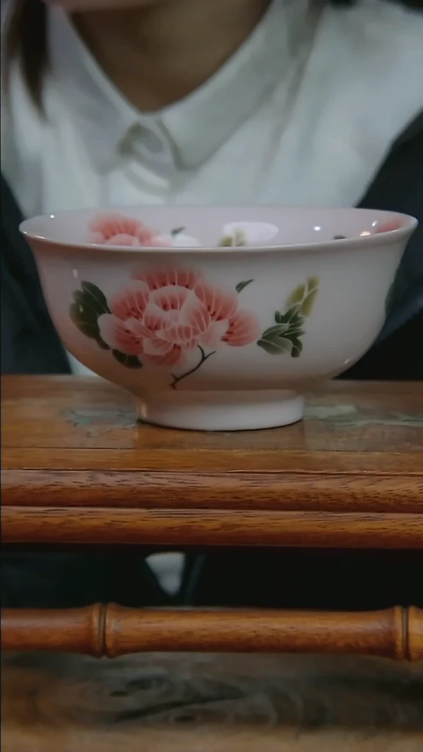 摆件陶红稀土芙蓉花米饭碗