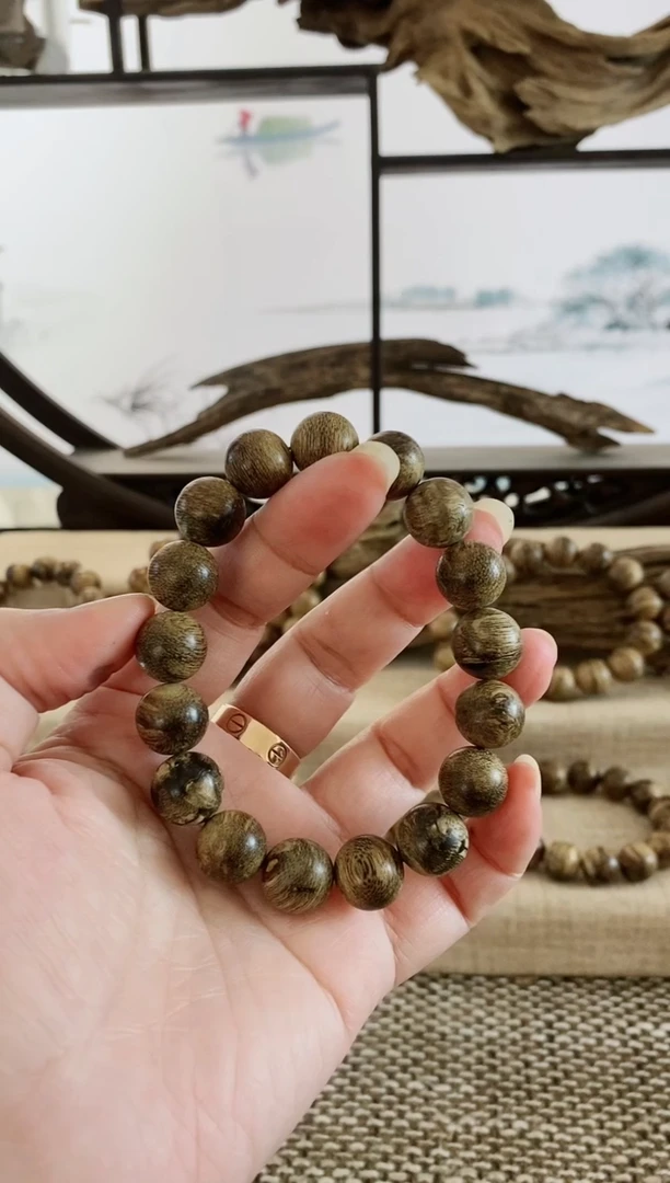 沉香手串文莱陈年老瘤疤12+MM单圈