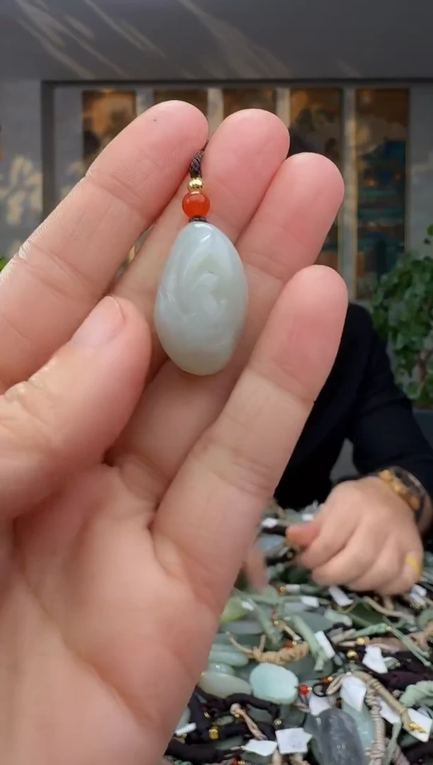 未镶嵌和田玉挂件拍一发一