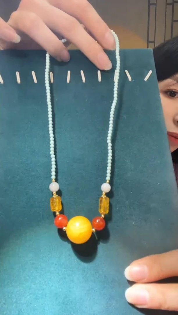 【闪购商品】琥珀裸石未镶嵌A0143天然蜜蜡