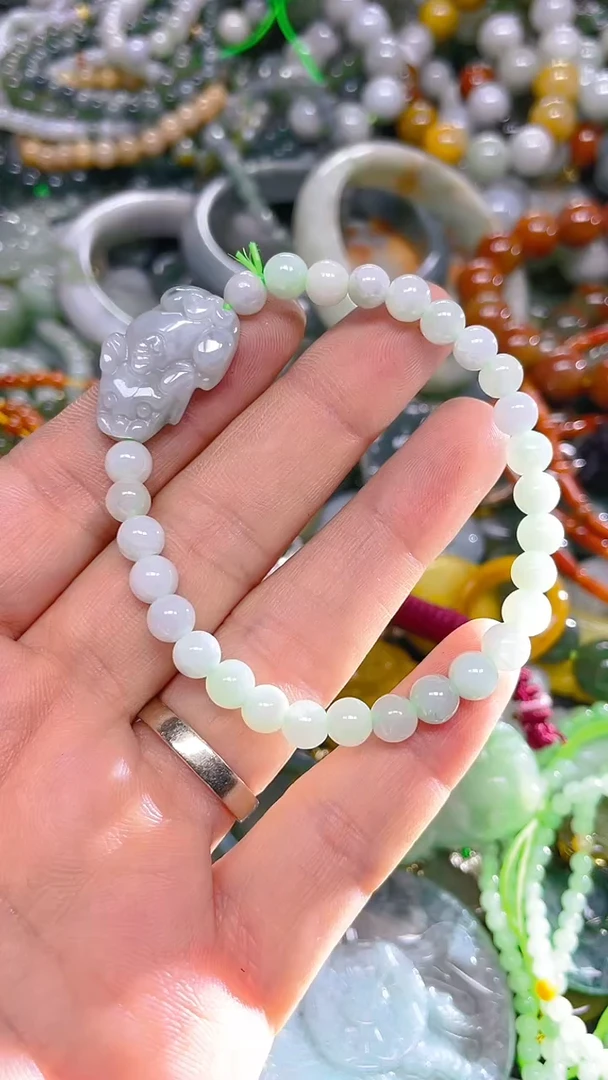 颈饰未镶嵌翡翠5mm/ C /翡翠A货，一件也是批发价