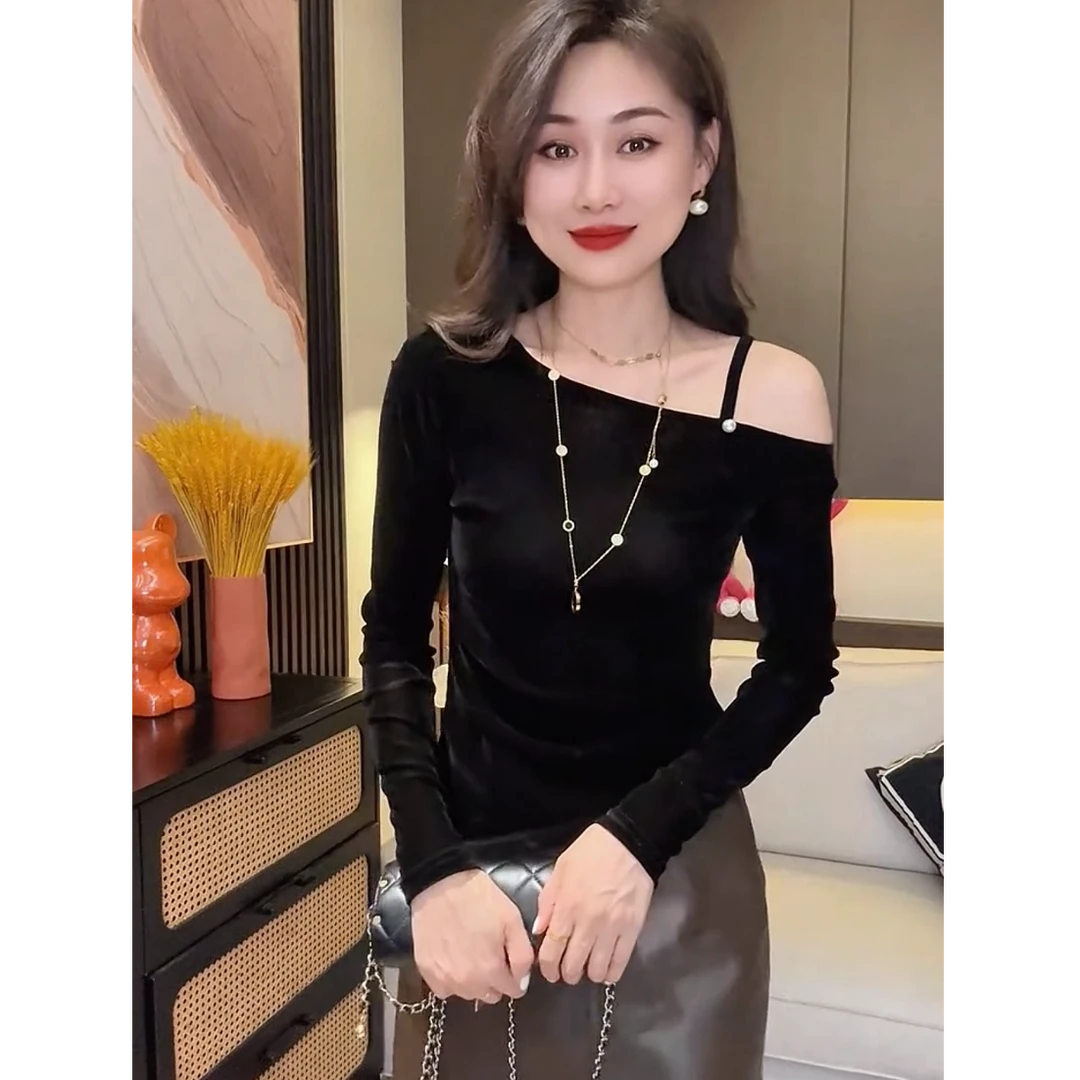 秋装金丝绒露肩上衣2025春季新款显瘦辣妹性感不规则长袖打底T恤