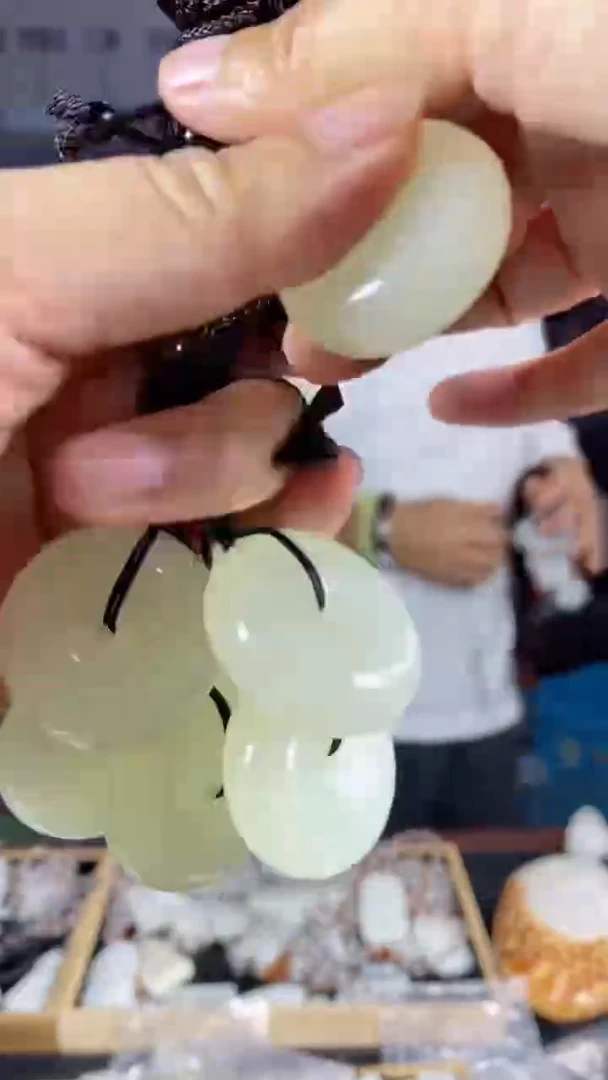 颈饰未镶嵌石英质玉天然玉石未镶嵌颈饰