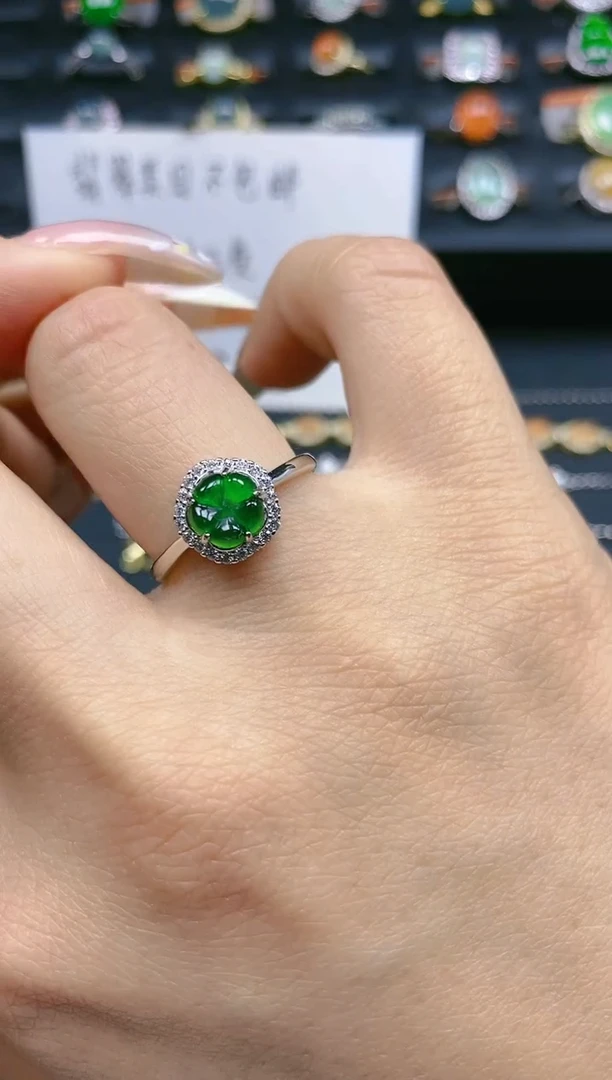 翡翠戒指银S925镶嵌天然翡翠