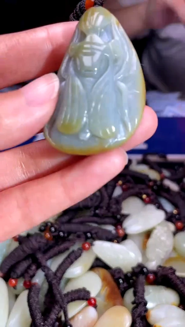 和田玉未镶嵌挂件1