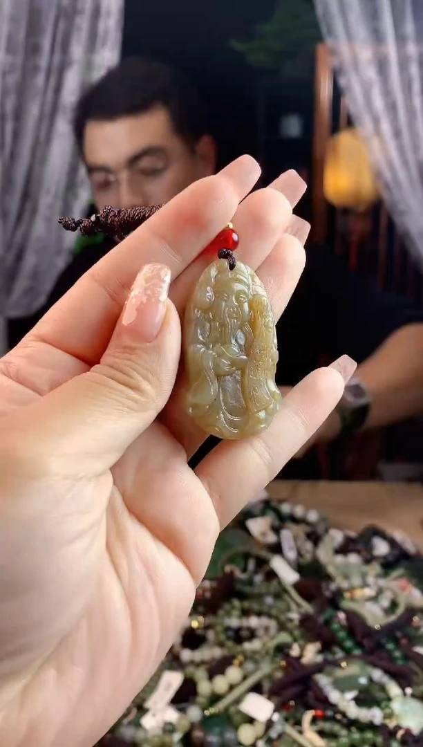 【闪购商品】和田玉挂件未镶嵌多样性发一