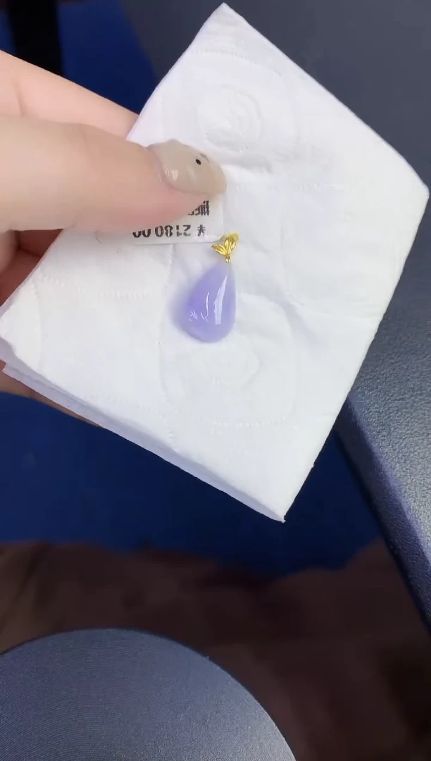 颈饰18K金镶嵌翡翠缅甸天然翡翠A货