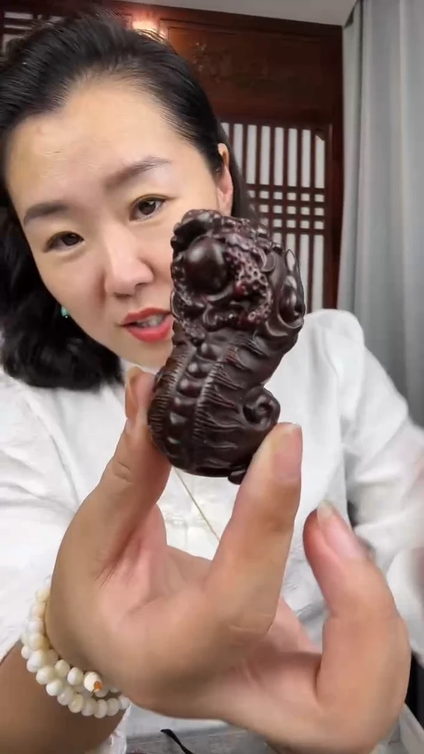 檀香紫檀（小叶紫檀）小叶紫檀貔貅手把件220