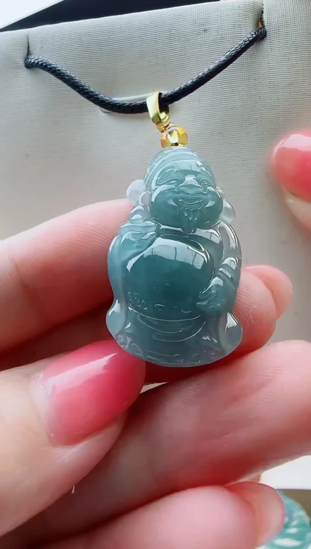 翡翠未镶嵌颈饰多样性发其中一