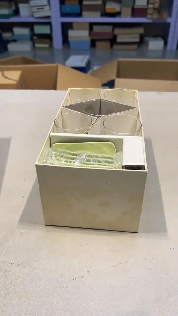 手工艺品琉璃深****坊城城工艺品店