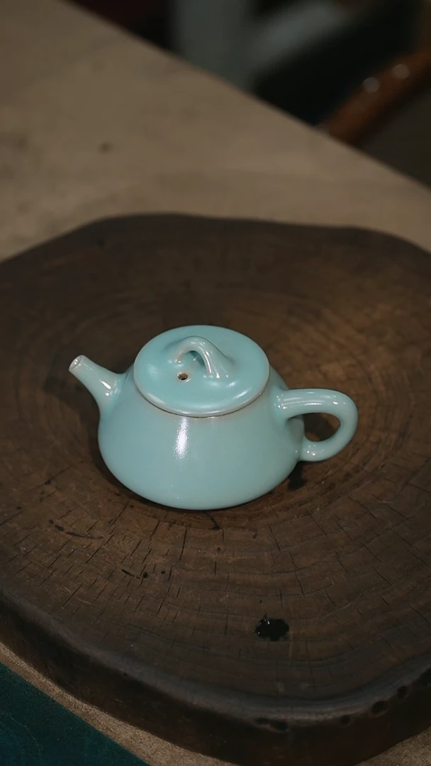 182石瓢壶-天青微瑕-羊