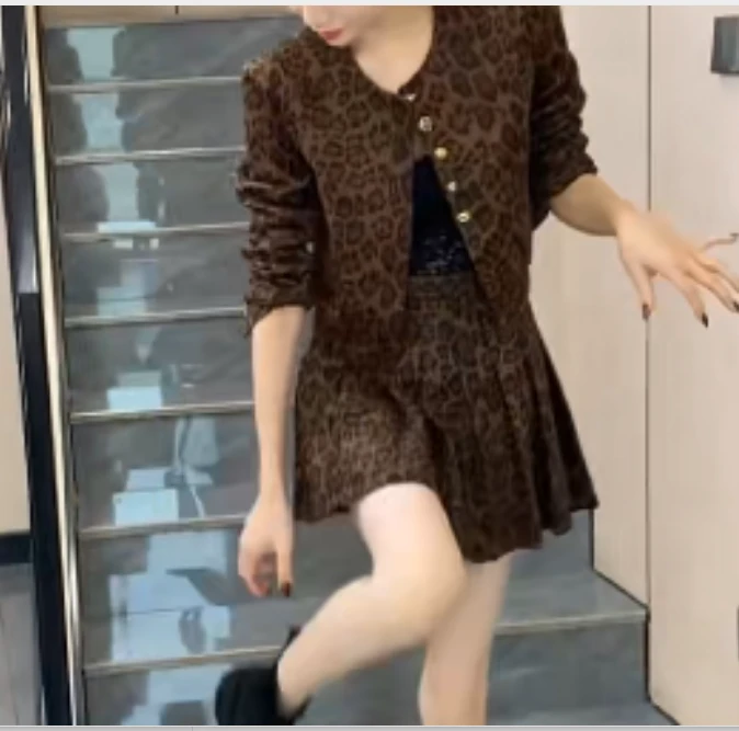 2025早秋时尚潮流百搭爆款女装足9QX33