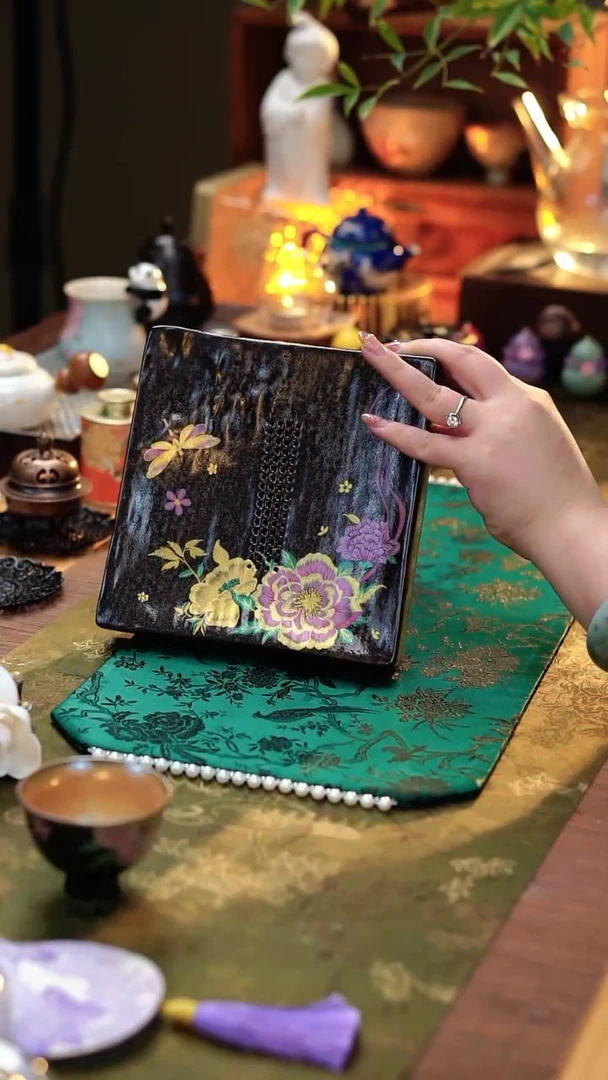 荼梦令牡丹缂丝方形壶承