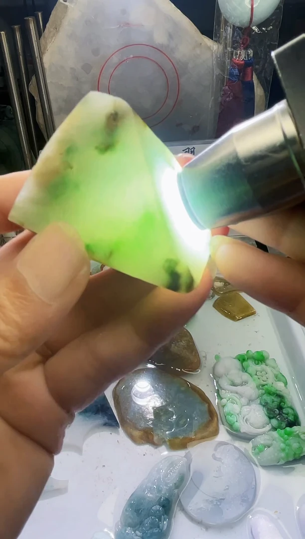 未镶嵌定制翡翠天然缅甸翡翠