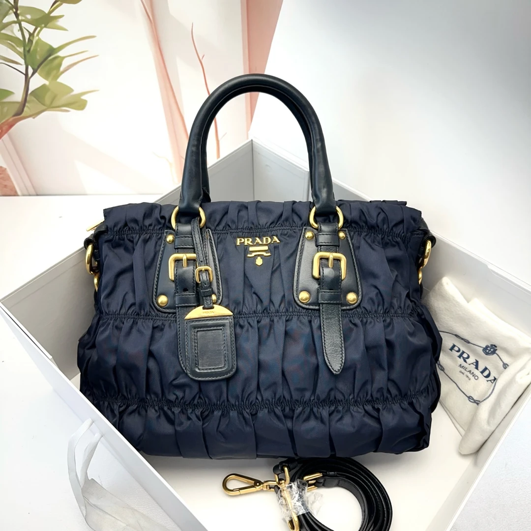 95新 Prada/普拉达 C53/16027/单肩包