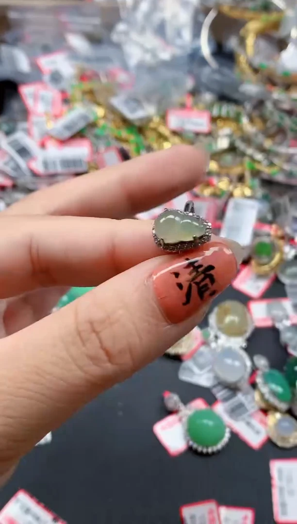 银S925镶嵌戒指翡翠天然A货缅甸翡翠